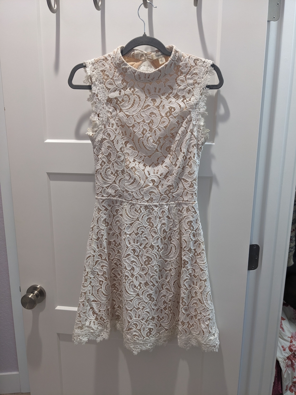 Francesca's Collections Cream Lace Mini Dress